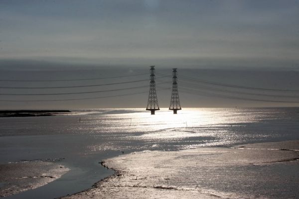 圖3 : 缺乏併接點(diǎn)，是臺(tái)灣發(fā)展太陽(yáng)能的一項(xiàng)阻礙（圖／臺(tái)電）