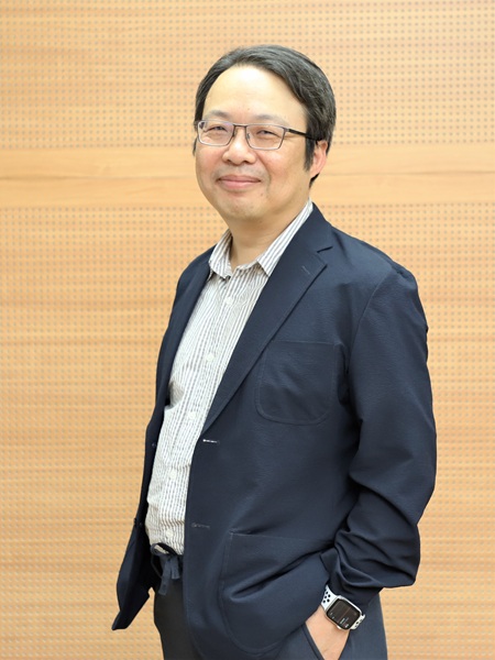 圖二 : 鼎新數(shù)智公司製造業(yè)事業(yè)群數(shù)位專家黃正傑(攝影/王岫晨)